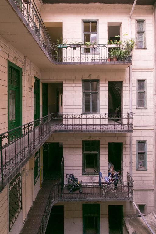 Wesselenyi Rooms Near Gozsdu Udvar Boedapest Buitenkant foto